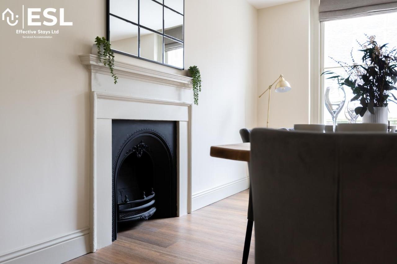 Shrewsbury Square - 2 Bedroom Second Floor Apartment - Perfect Central Location For Exploring Shrewsbury Extérieur photo