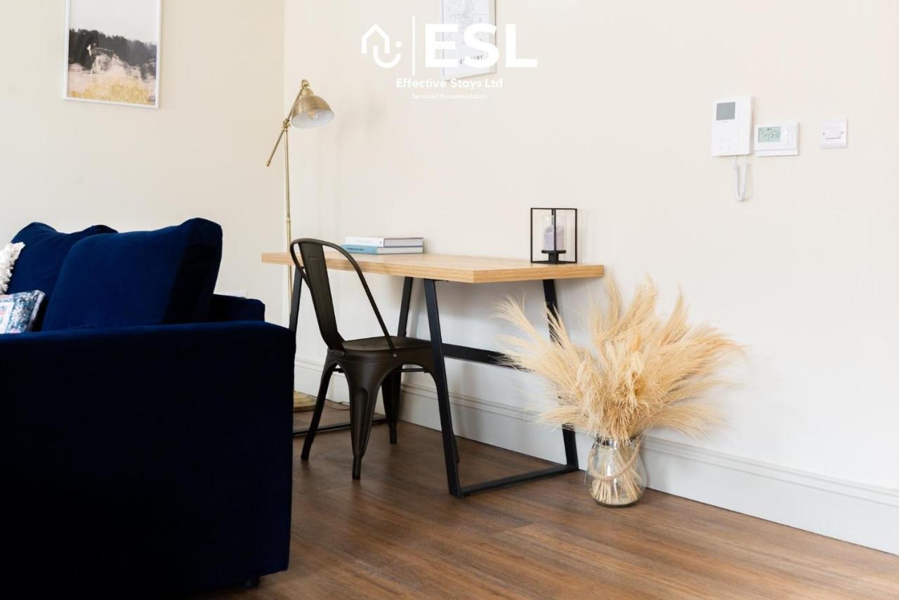 Shrewsbury Square - 2 Bedroom Second Floor Apartment - Perfect Central Location For Exploring Shrewsbury Extérieur photo